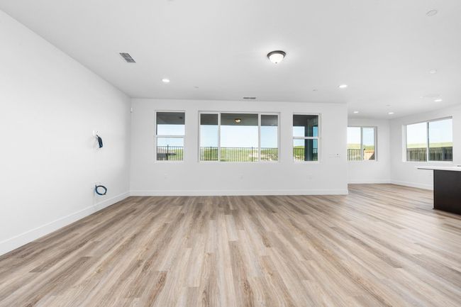 8184 Creek View, House other with 4 bedrooms, 0 bathrooms and null parking in Friant CA | Image 15