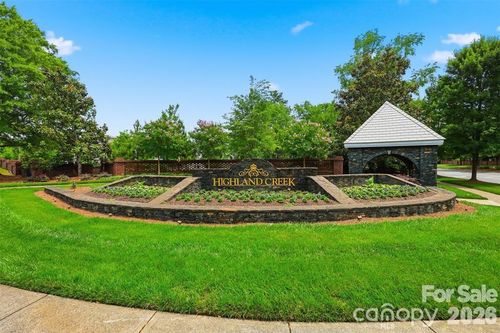4409 Squirrel Trail Ln, Charlotte, NC, 28269-6255 | Card Image