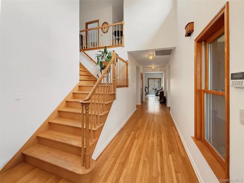 50 Beckwith Ln, Garrison, NY, 10524-3603 | Card Image