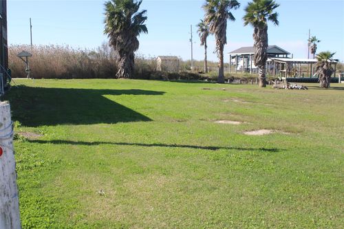 000 Van Zant, Gilchrist, TX, 77617 | Card Image