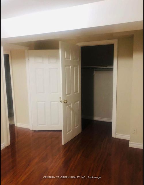 bsmt-5623 Whitehorn Ave, Mississauga, ON, L5V2H1 | Card Image