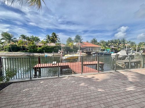 1141 Waterside Ln, Hollywood, FL, 33019-5005 | Card Image