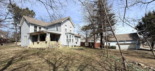 26 N Chautauqua St, Council Grove, KS, 66846-1619 | Card Image