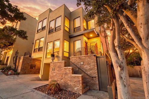 1527 9th Ave, San Diego, CA, 92101-7339 | Card Image