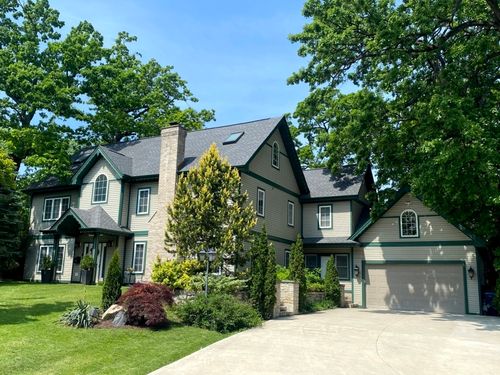 7304 W 108th St, Worth, IL, 60482-1102 | Card Image