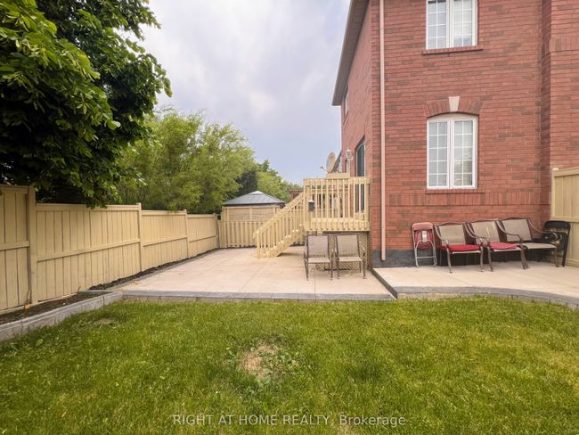 156 Fairhill Ave, House attached with 4 bedrooms, 3 bathrooms and 2 parking in Brampton ON | Image 34