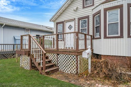 8 Eastern Concourse, Amityville, NY, 11701-4118 | Card Image