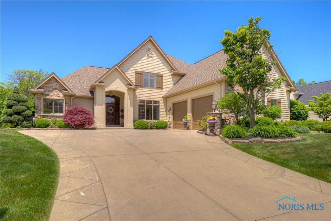 Stone Wall Rd, Maumee, OH 43537