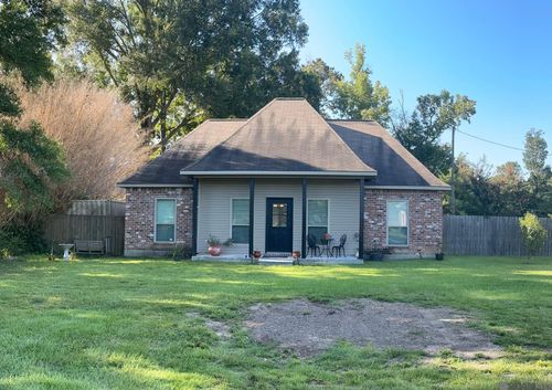 13039 Galloway Garden Ln, Walker, LA, 70785-4422 | Card Image