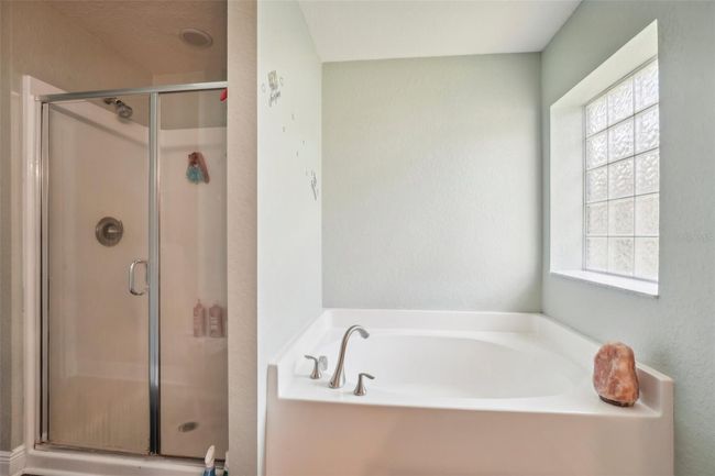 10711 Standing Stone Dr, House other with 3 bedrooms, 2 bathrooms and null parking in Wimauma FL | Image 25
