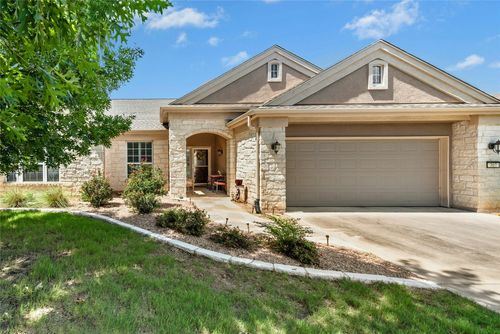 207 Breezeway Ln, Georgetown, TX, 78633-5212 | Card Image