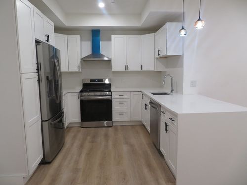 102-178 Washington Ave, Chelsea, MA, 02150-4049 | Card Image
