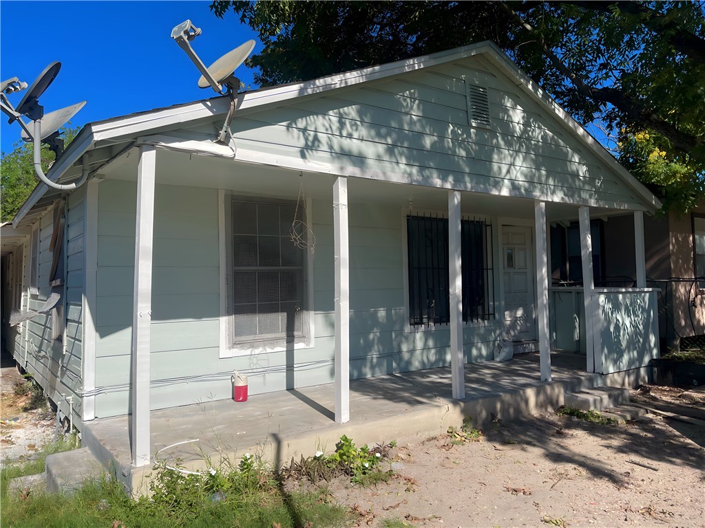Greenwood Dr, Corpus Christi, TX 78405