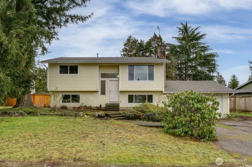 2330 171st Pl Se, Bothell, WA, 98012-6520 | Card Image