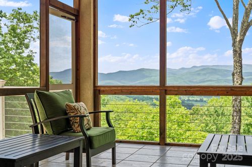 142 Paisley Ln, Pisgah Forest, NC, 28768-8685 | Card Image