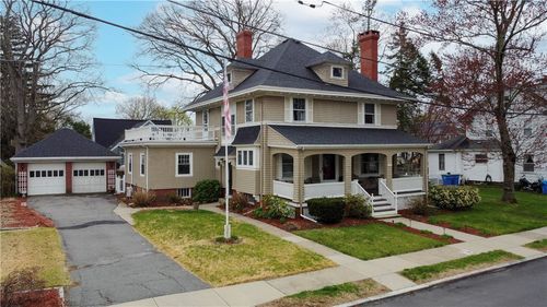 17 Sayles Ave, Lincoln, RI, 02865-2133 | Card Image