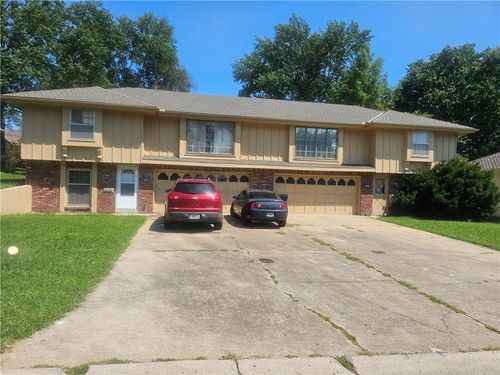 14824-14820-14824 E 46th St S, Independence, MO, 64055-4909 | Card Image