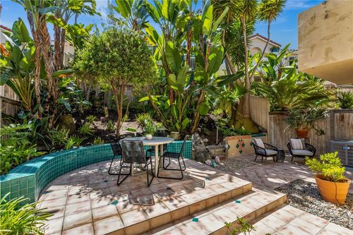 1003 Via Presa, San Clemente, CA, 92672 | Card Image