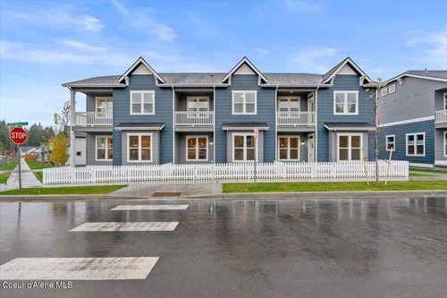 336 Grosbeak, Hayden, ID, 83835 | Card Image