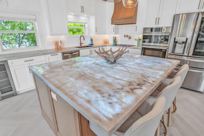 Kitchen | Image 10