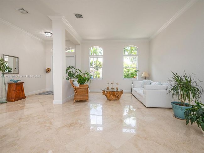 1967 Timberline Rd, House other with 4 bedrooms, 3 bathrooms and null parking in Weston FL | Image 4