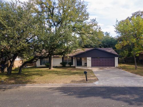 513 E 27th Ave, Belton, TX, 76513-1619 | Card Image