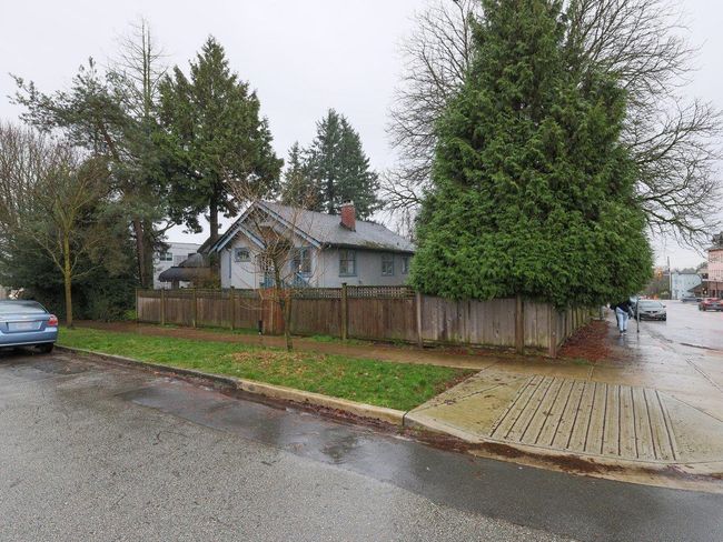 1106 Sixth Avenue, House other with 5 bedrooms, 3 bathrooms and 6 parking in New Westminster BC | Image 19