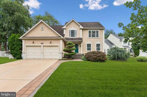 32 Equestrian Ln, CHERRY HILL, NJ, 08003-5162 | Card Image