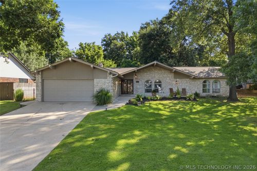 2605 72nd St, Tulsa, OK, 74136-5542 | Card Image