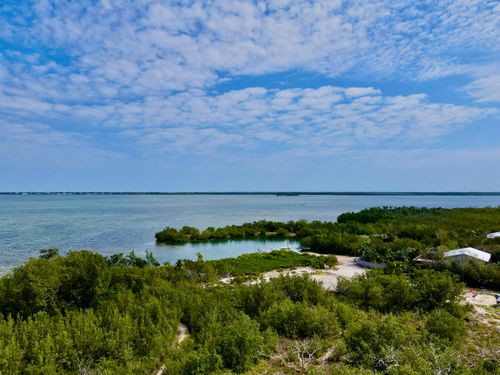3127 Stewart Rd, Middle Torch Key, FL, 33042-5804 | Card Image