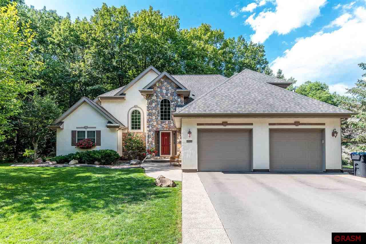 Bartholomew Ln, Mankato, MN 56001