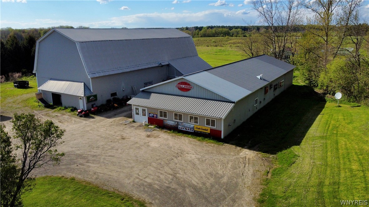Commercial Sale in East Otto 3