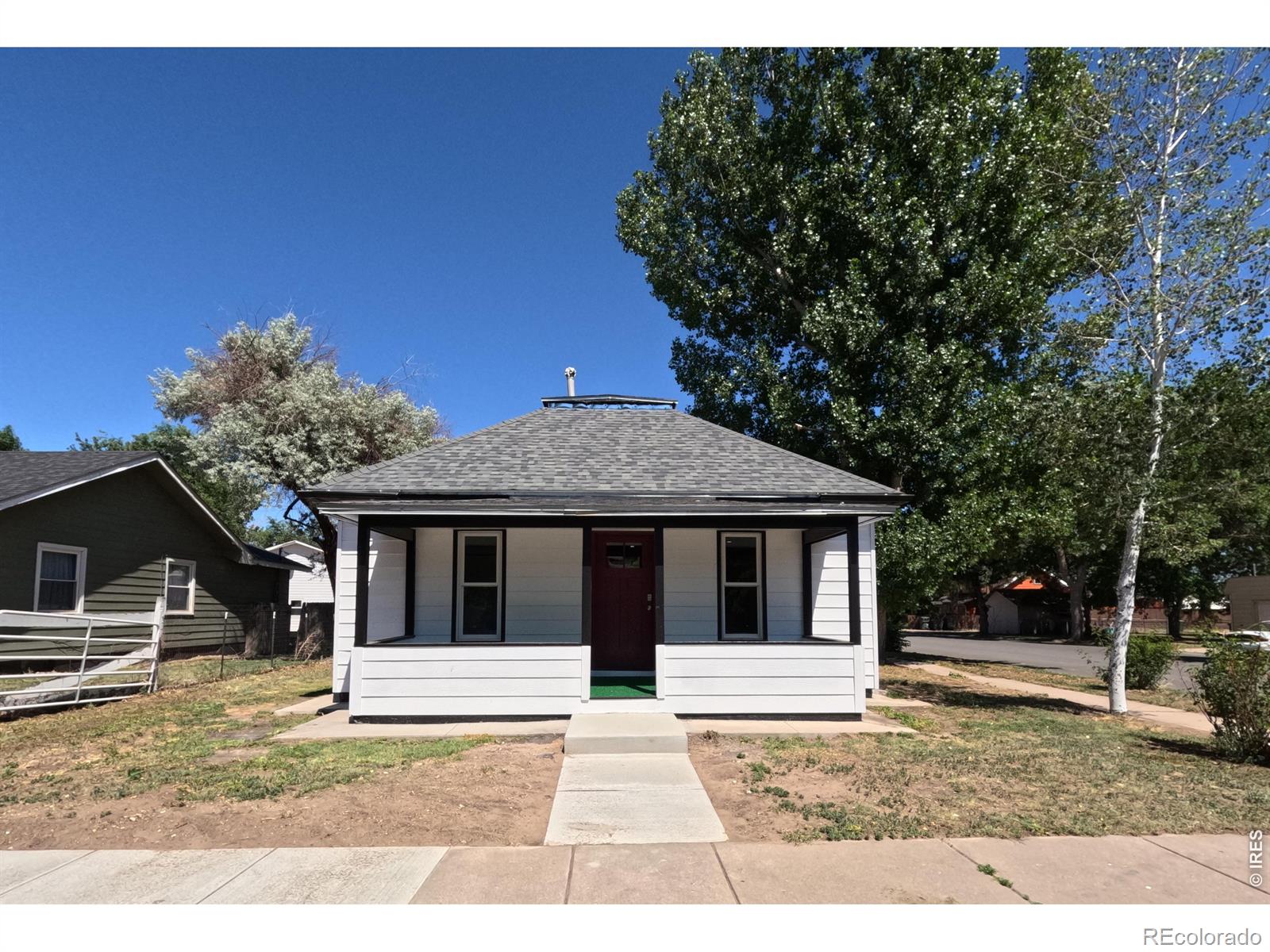 Residential in Brush
