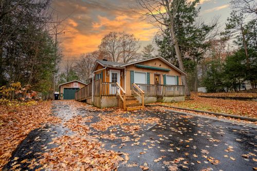 86 Oliver Dr, Tiny, ON, L0L2J0 | Card Image