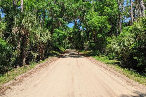 39 Church Rd, Daufuskie Island, SC, 29915-9046 | Card Image
