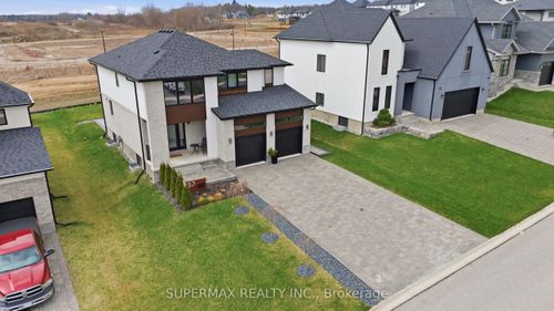 57 Crestview Dr, Komoka, ON, N0L1R0 | Card Image