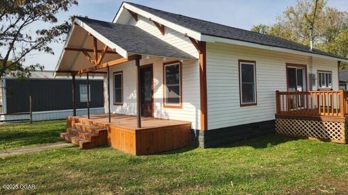 1021 E Sycamore St, Columbus, KS, 66725-1347 | Card Image