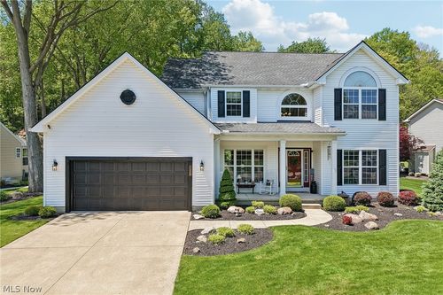1250 Orchard Glen Dr, Amherst, OH, 44001-3137 | Card Image