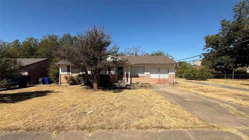 12225 Schroeder Road, Dallas, TX, 75243 | Card Image