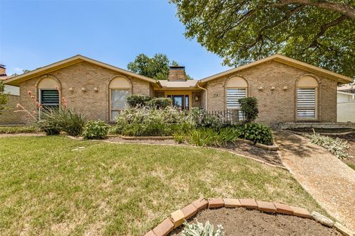 7736 El Santo Ln, Dallas, TX, 75248-4316 | Card Image
