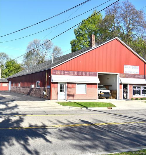211 N Grand Avenue, Fowlerville Village, MI, 48836 | Card Image