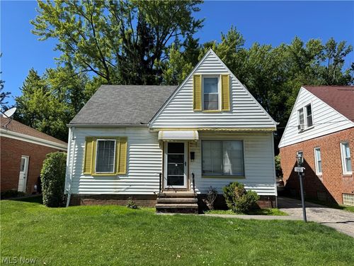 19907 Ridgewood Avenue, Warrensville Heights, OH, 44122 | Card Image