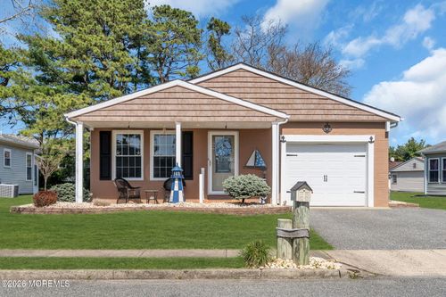 22 Speighstown Pl, Toms River, NJ, 08757-6406 | Card Image
