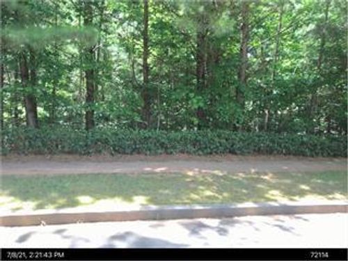 6140 Grand Marina Cir, Gainesville, GA, 30506-7802 | Card Image