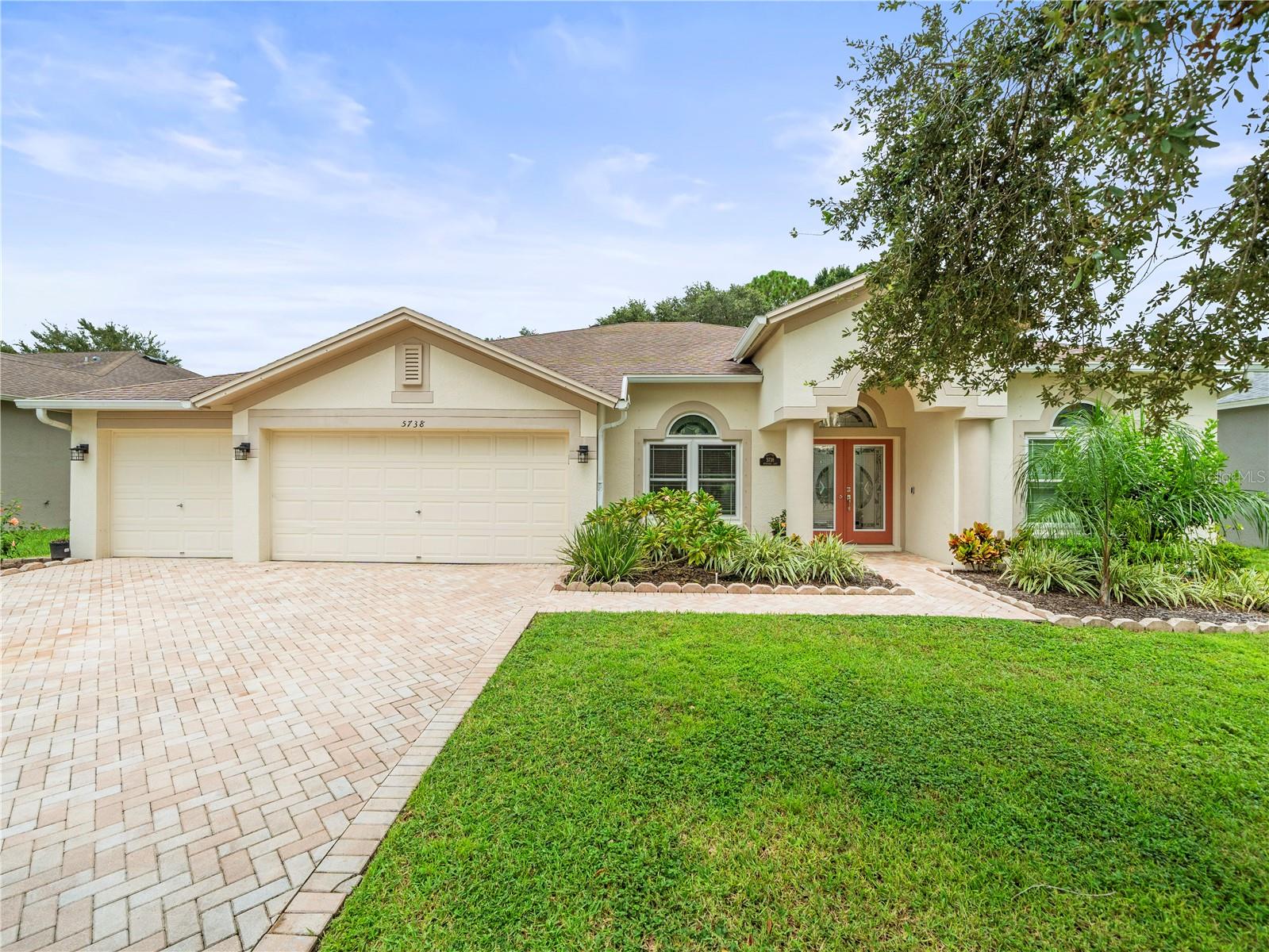 Wynstone Ln, Zephyrhills, FL 33541