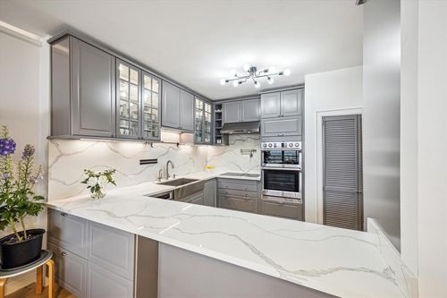 unit-23n-14 Greenway Plz, Houston, TX, 77046-1431 | Card Image