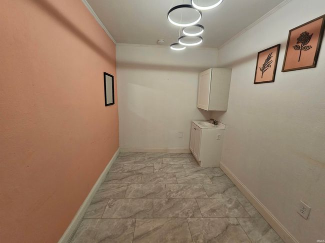 27 S Commercial St, Home with 1 bedrooms, 1 bathrooms and null parking in Worthington IN | Image 8