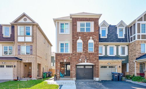 13 Midhope Way, Brampton, ON, L6Y5W5 | Card Image