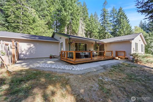 17326 Russian Hill Lane Se, Rainier, WA, 98576 | Card Image
