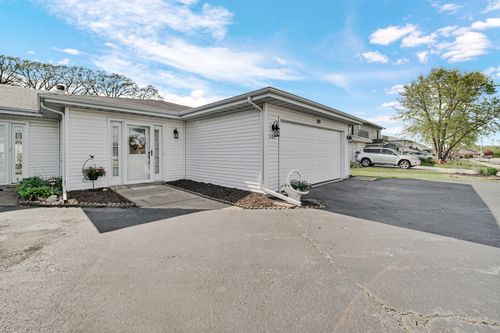209 Barbara Jean Dr, Schererville, IN, 46375-5008 | Card Image